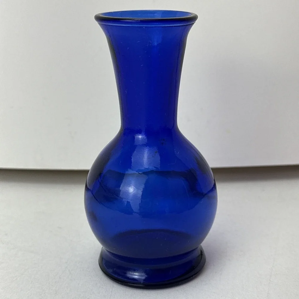 Vintage Cobalt Blue Bud Vase 4.5